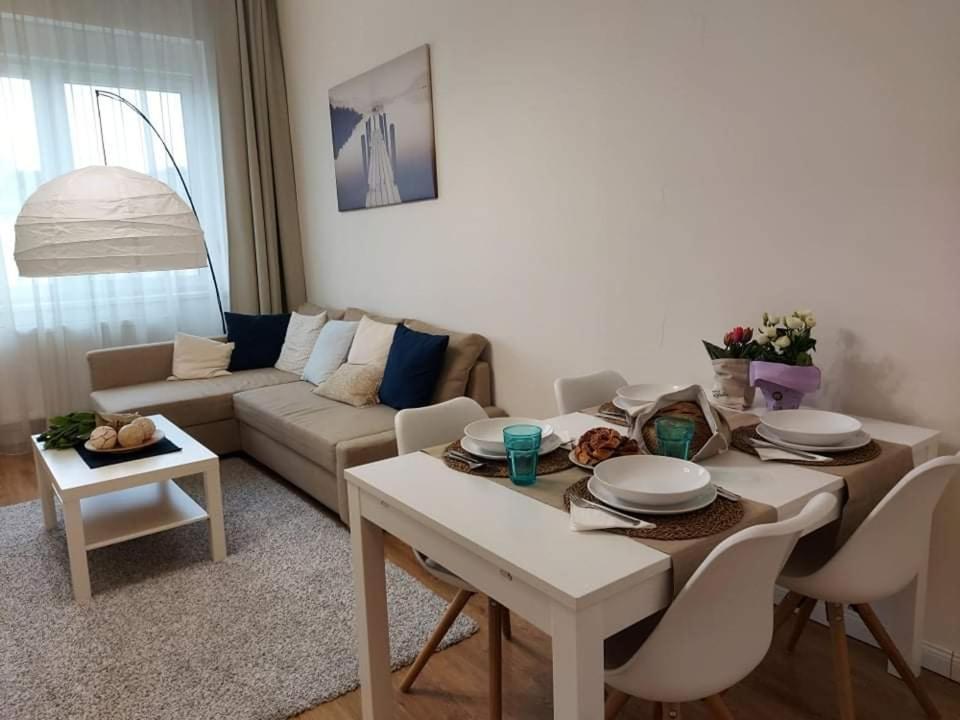 Alfoeldi Palace Apartman Debrecín Exteriér fotografie