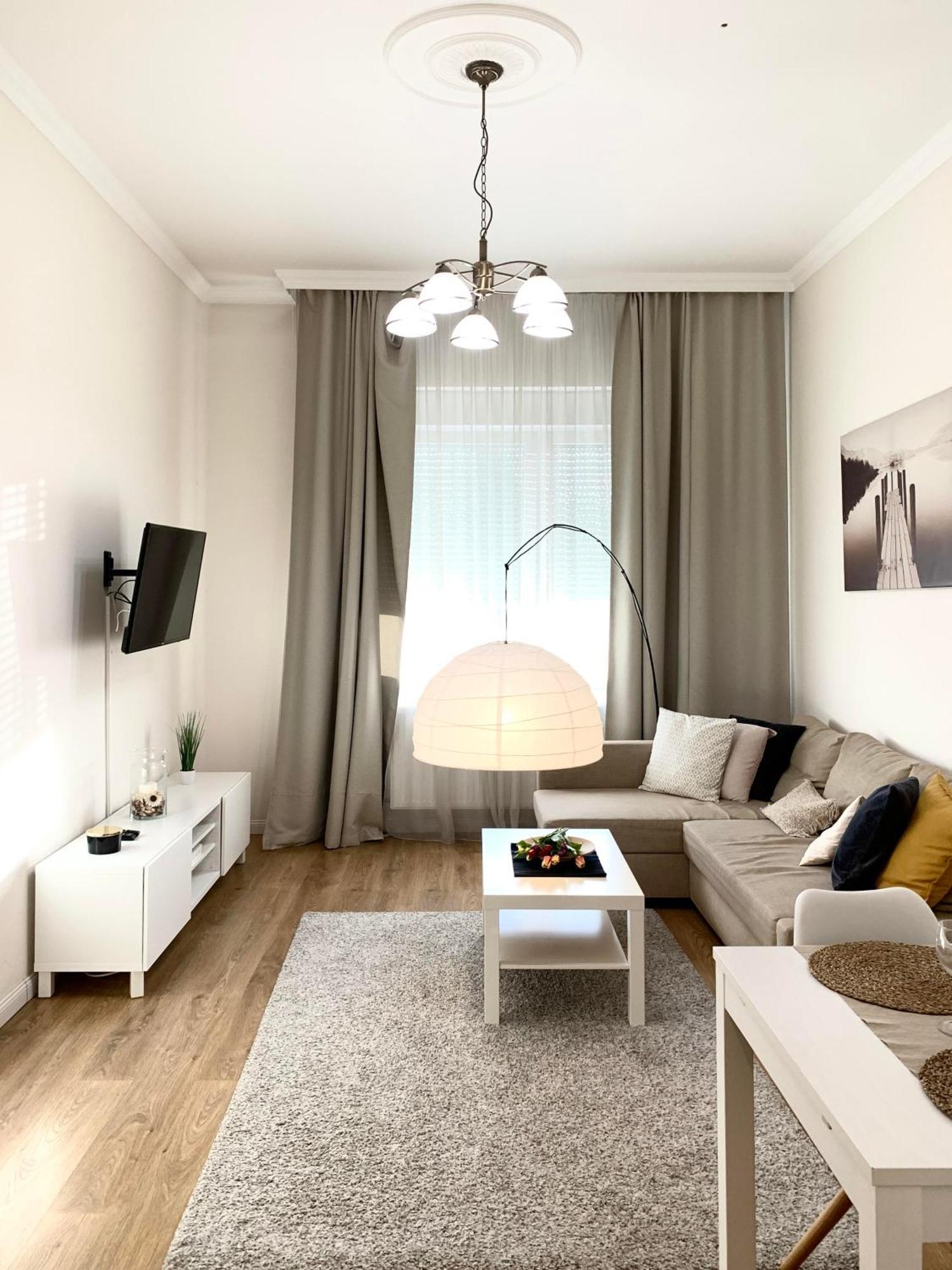 Alfoeldi Palace Apartman Debrecín Exteriér fotografie